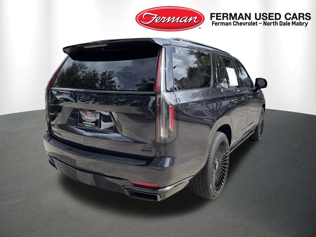 Used 2024 Cadillac Escalade Sport Platinum w/ LPO, ONYX Package AWD/4WD image 12
