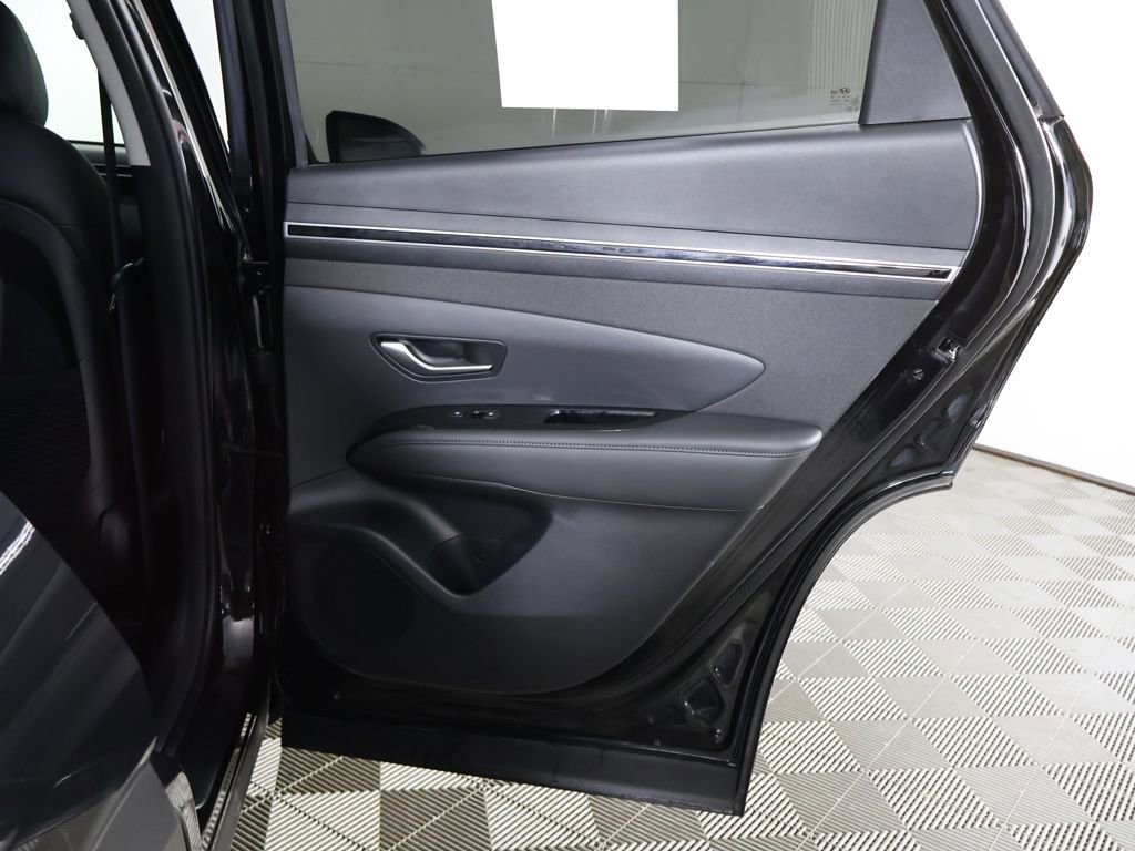 Used 2023 Hyundai Tucson Limited AWD/4WD image 29