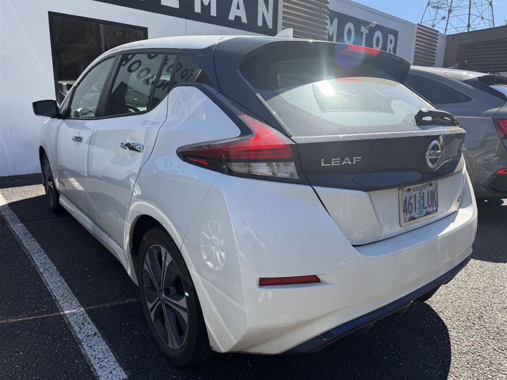 Used 2019 Nissan Leaf SV FWD image 4