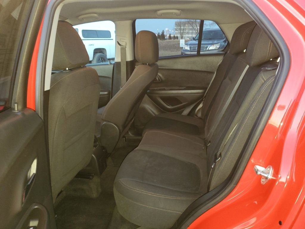 Used 2020 Chevrolet Trax LS w/ Tint and Cruise Package image 25