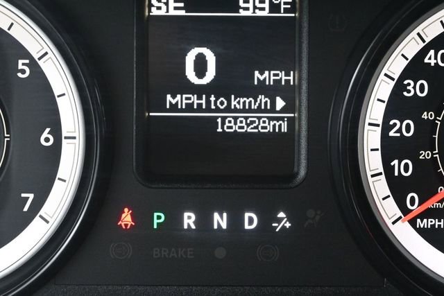 Used 2016 RAM 2500 Tradesman w/ Chrome Appearance Group AWD/4WD image 13
