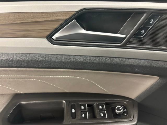 Used 2022 Volkswagen Atlas SEL AWD/4WD image 26