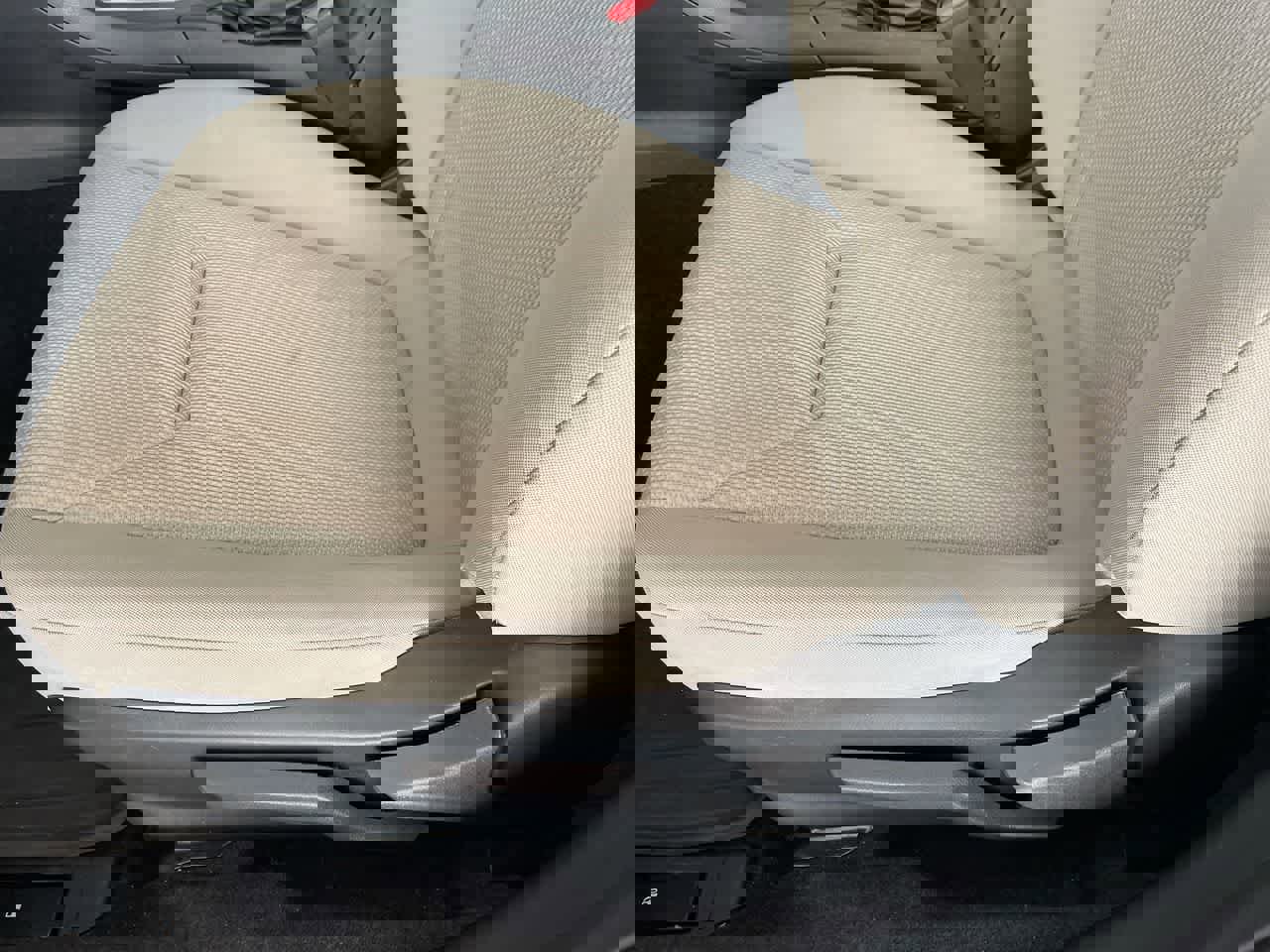 Used 2017 Subaru Impreza 2.0i Premium image 12