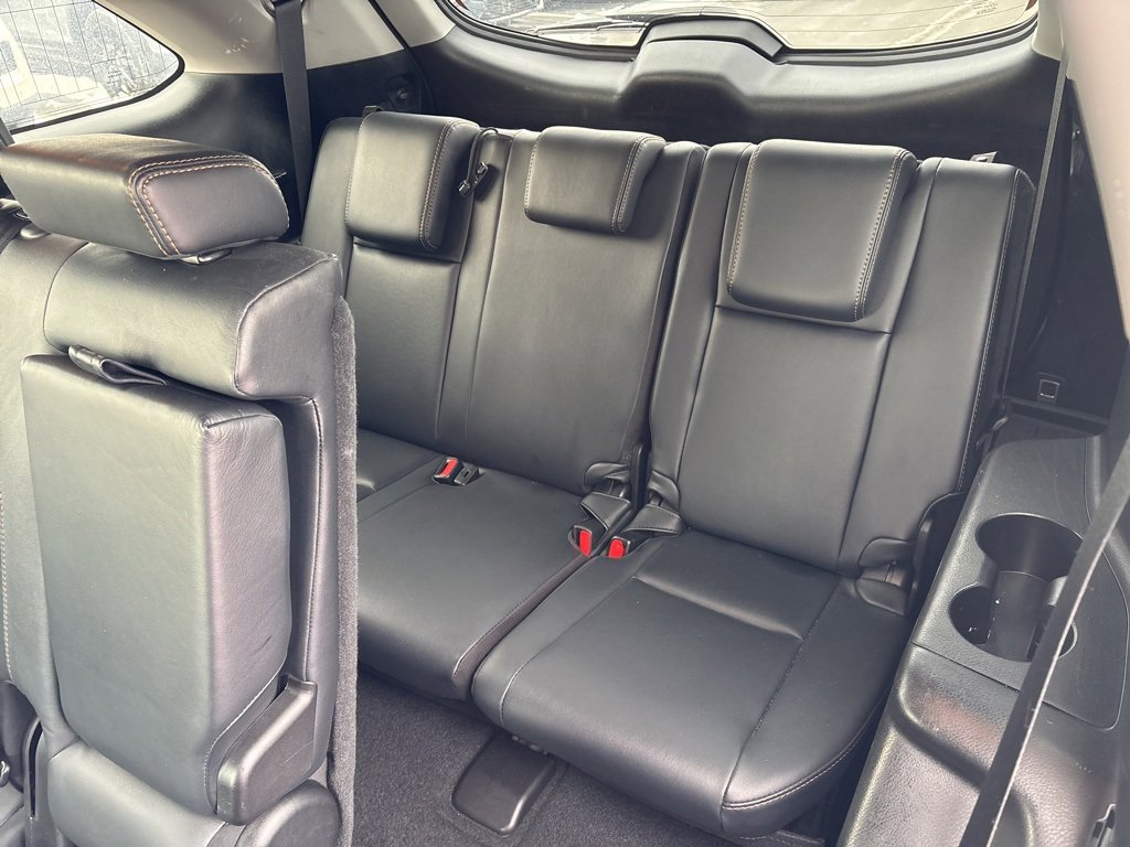 Used 2018 Toyota Highlander XLE image 13