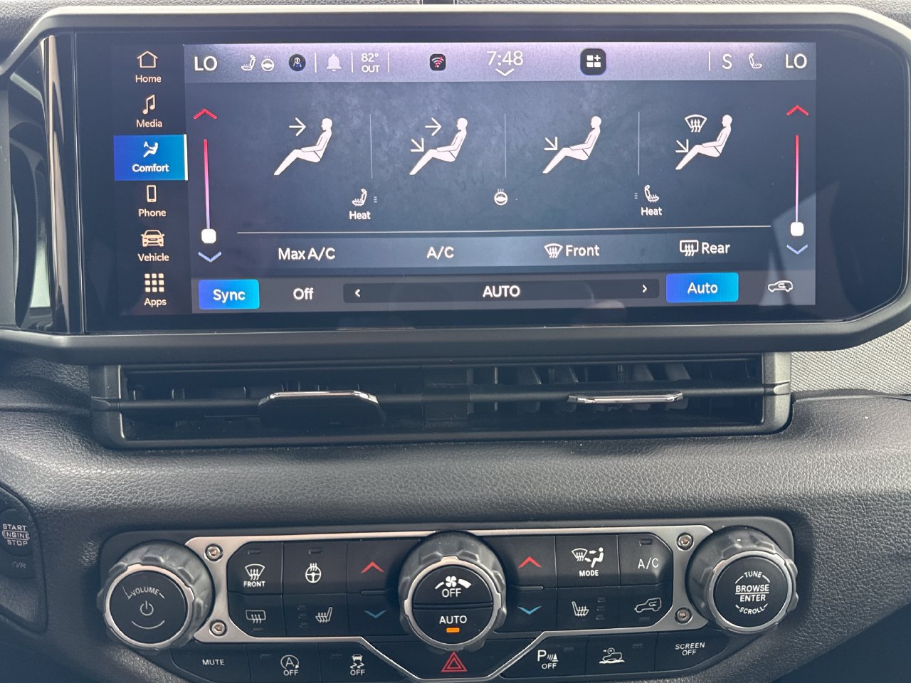 Used 2024 Jeep Wrangler Unlimited Sport AWD/4WD image 19