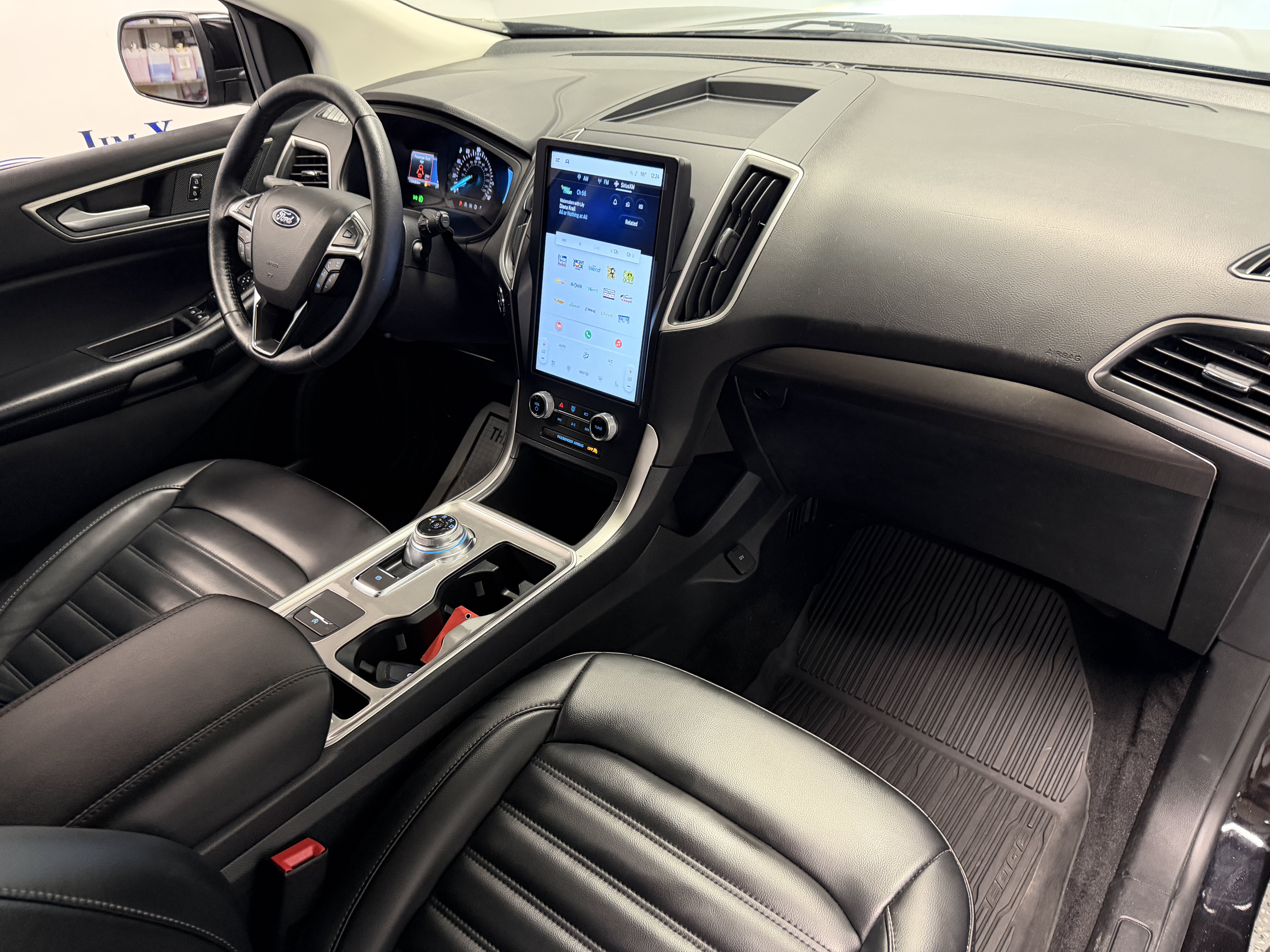 Used 2024 Ford Edge SEL w/ Convenience Package AWD/4WD image 19