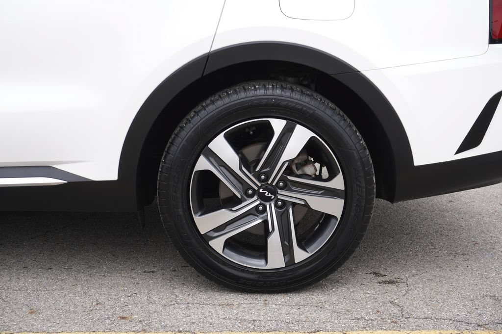 Used 2022 Kia Sorento EX AWD/4WD image 11