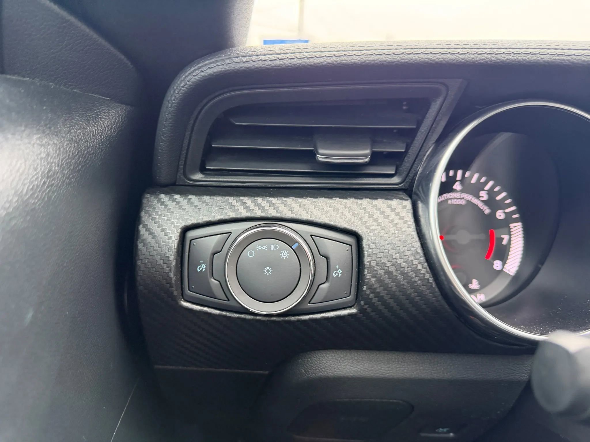 Used 2020 Ford Mustang Coupe image 30