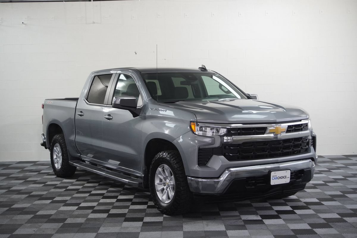 Used 2023 Chevrolet Silverado 1500 LT w/ Protection Package AWD/4WD image 8
