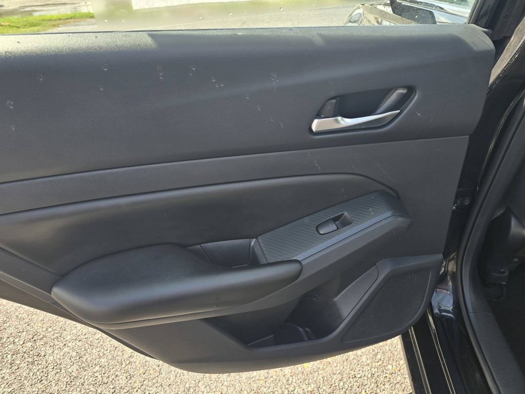 Used 2022 Nissan Altima 2.5 S FWD image 13