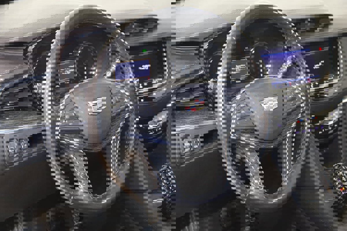 Used 2020 Cadillac XT5 Premium Luxury image 6