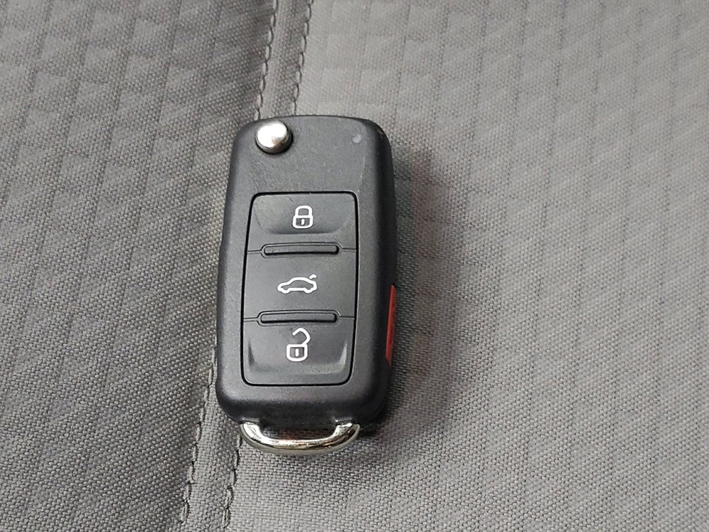 Used 2017 Volkswagen Jetta S image 32