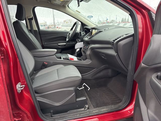 Used 2018 Ford Escape SE w/ SE Sync 3 Package image 12