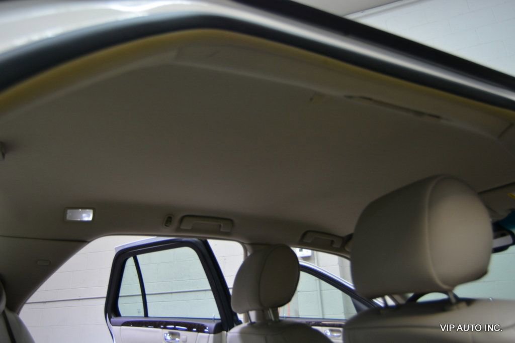 Used 2009 Cadillac DTS w/ Trunk Convenience Package FWD image 19
