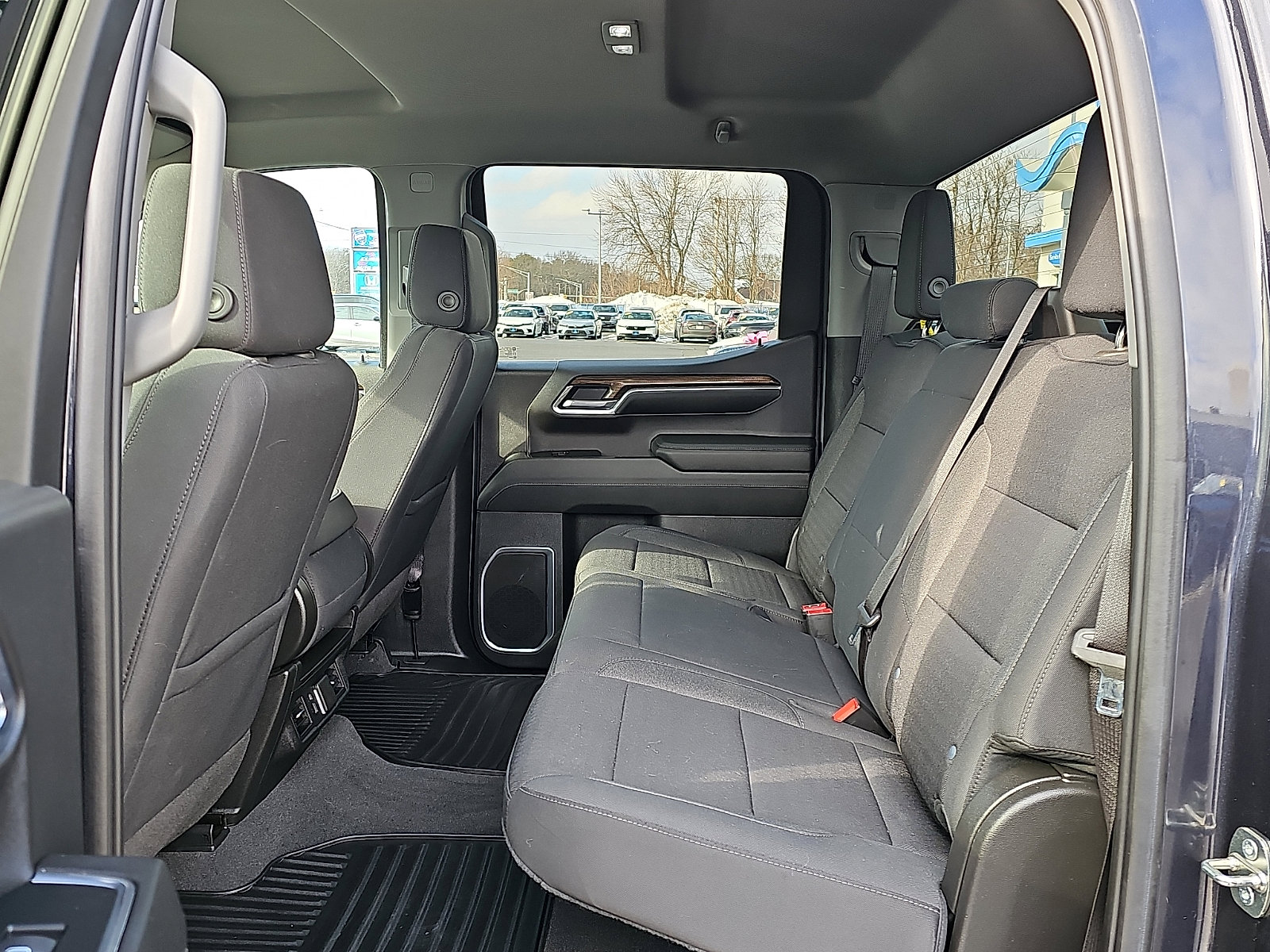 Used 2023 Chevrolet Silverado 1500 LT image 10