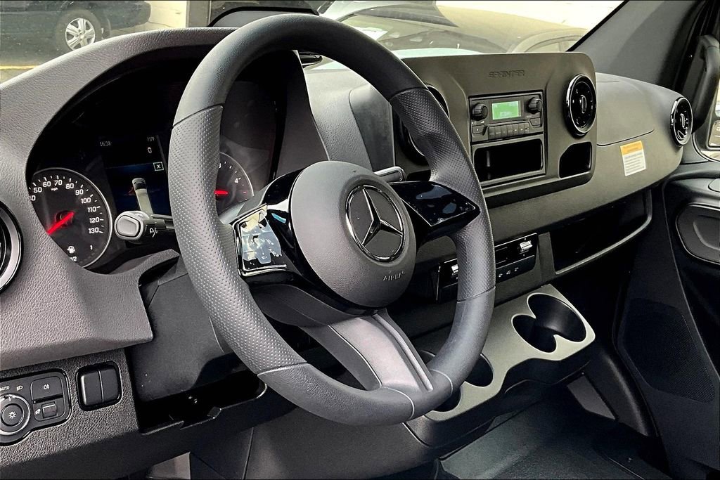 New 2025 Mercedes-Benz Sprinter 3500 image 6