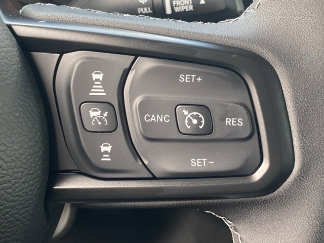 New 2025 Jeep Gladiator Sport image 17