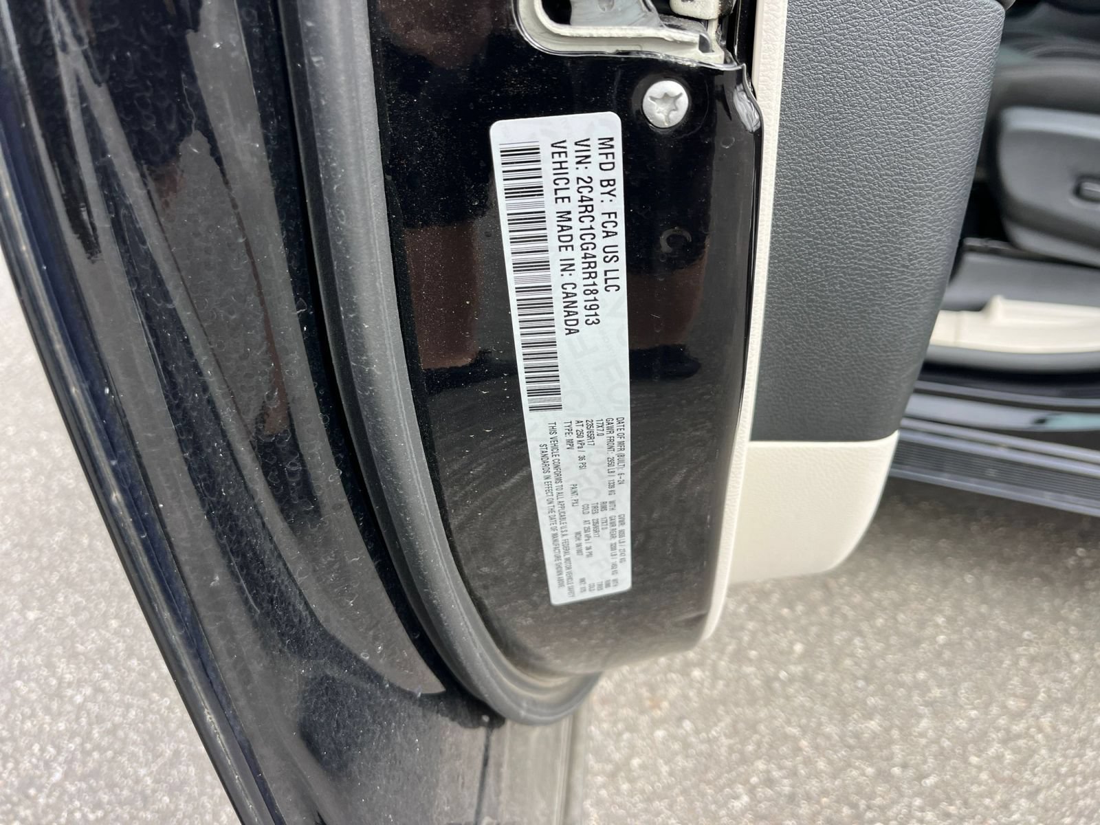 Used 2024 Chrysler Voyager LX FWD image 31