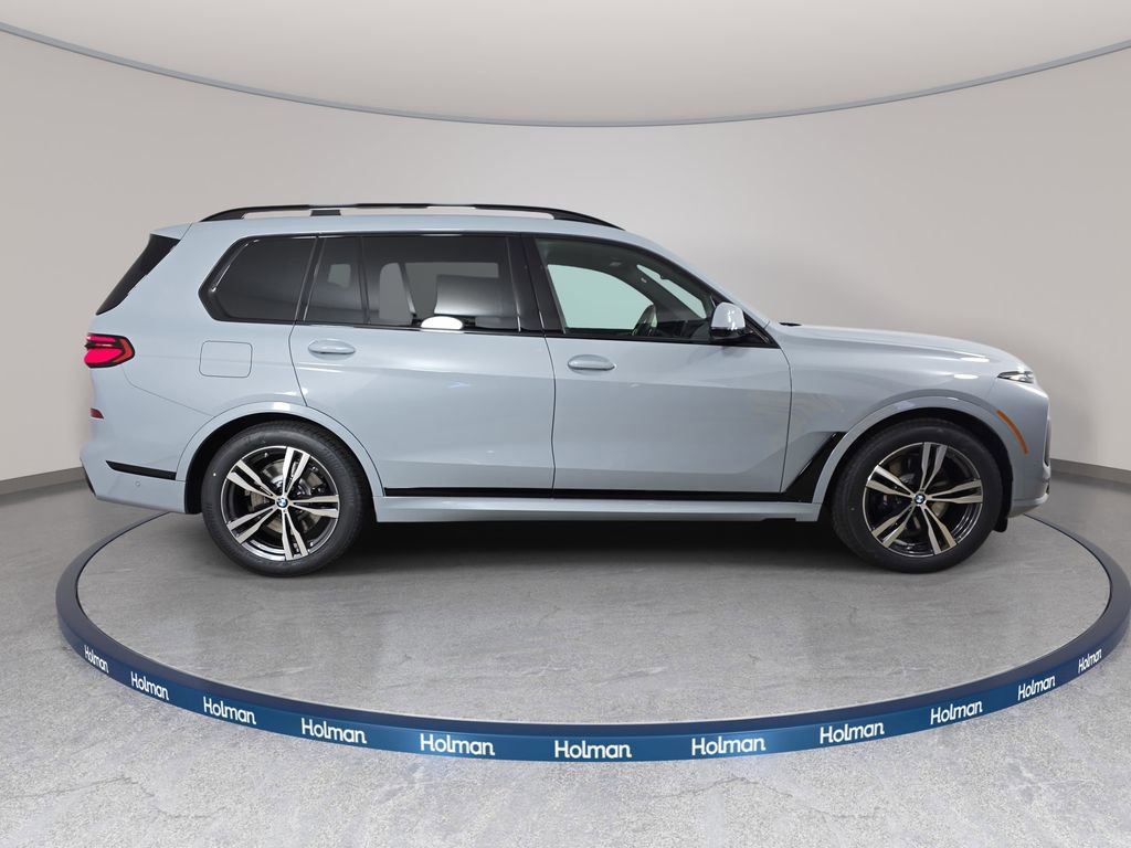 New 2026 BMW X7 xDrive40i w/ Executive Package image 4