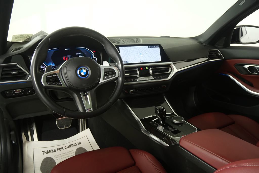 Used 2022 BMW 330e w/ M Sport Package RWD image 15