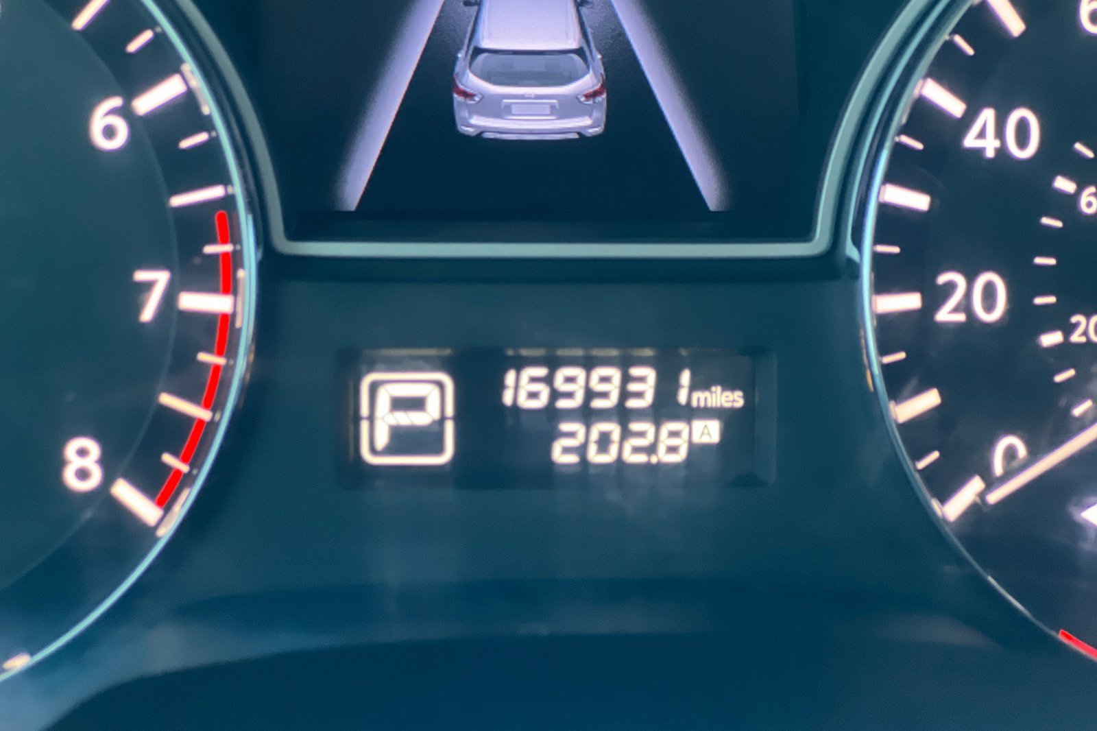 Used 2015 Nissan Pathfinder SV image 23