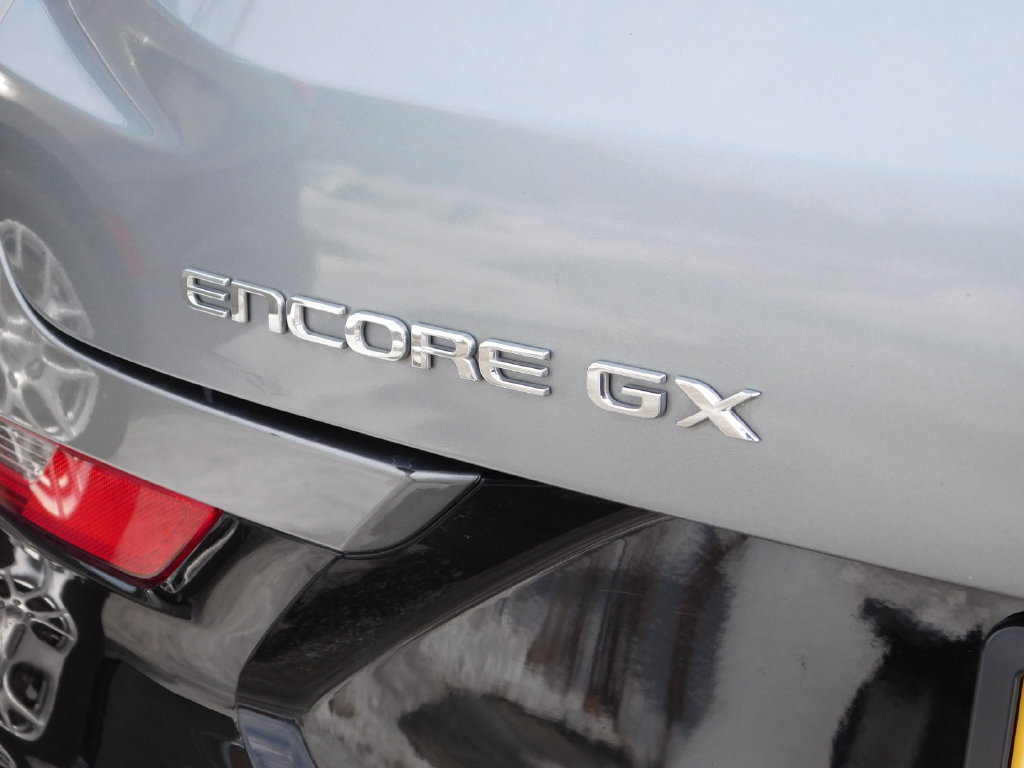 Used 2024 Buick Encore GX Sport Touring w/ Comfort Package FWD image 5