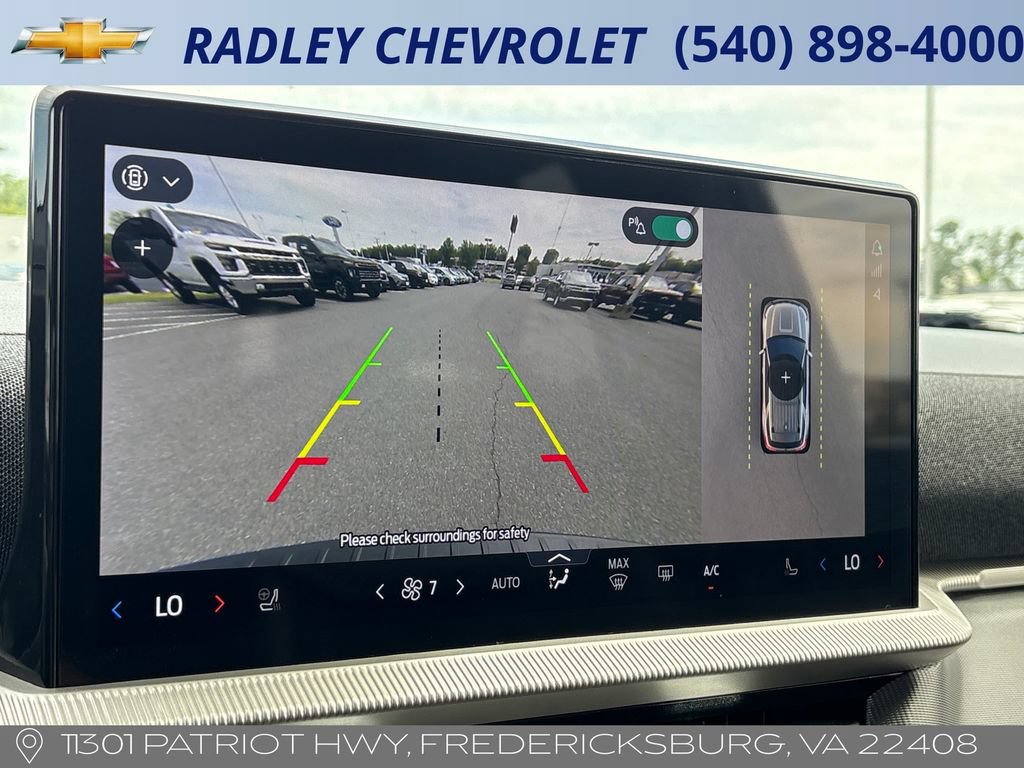 Used 2025 Ford Explorer ST-Line w/ ST-Line Street Pack AWD/4WD image 9