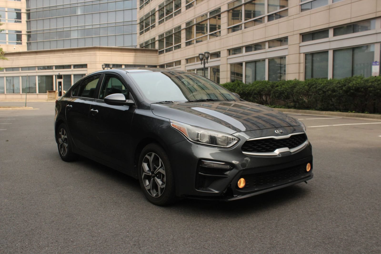 Used 2021 Kia Forte LXS FWD image 1