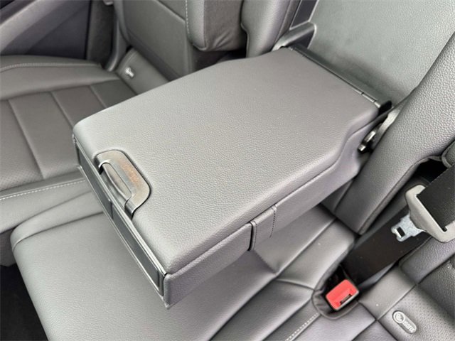 Certified 2025 Mercedes-Benz GLS 450 4MATIC image 34