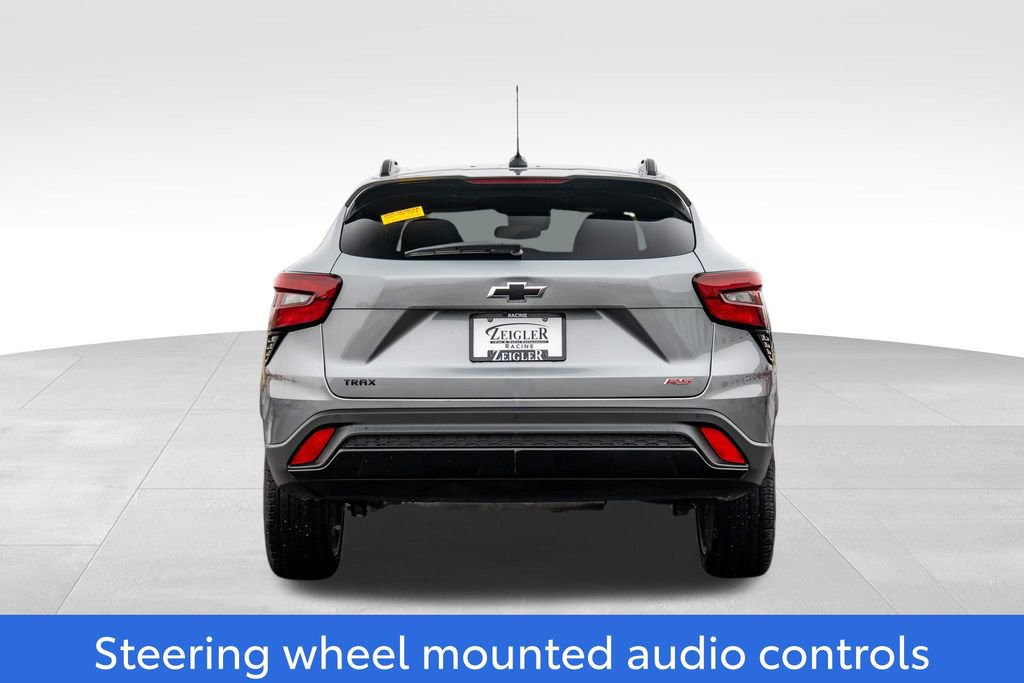 Used 2024 Chevrolet Trax RS w/ Driver Confidence Package image 6