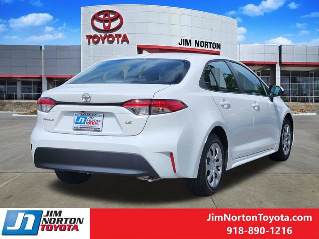Used 2026 Toyota Corolla LE FWD image 5