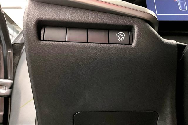 New 2026 Nissan Kicks SV image 26