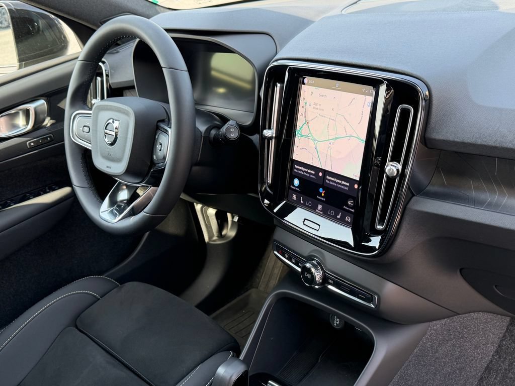 Certified 2023 Volvo XC40 Recharge Plus AWD/4WD image 13