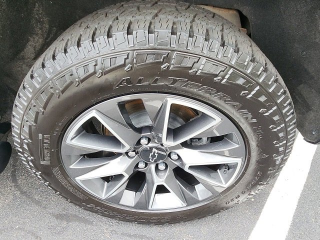 Used 2023 Chevrolet Tahoe Z71 image 11