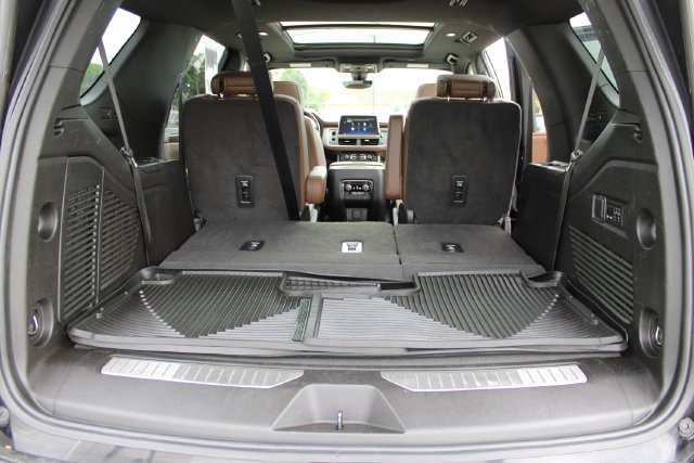 Used 2022 Chevrolet Tahoe High Country w/ Max Trailering Package AWD/4WD image 51