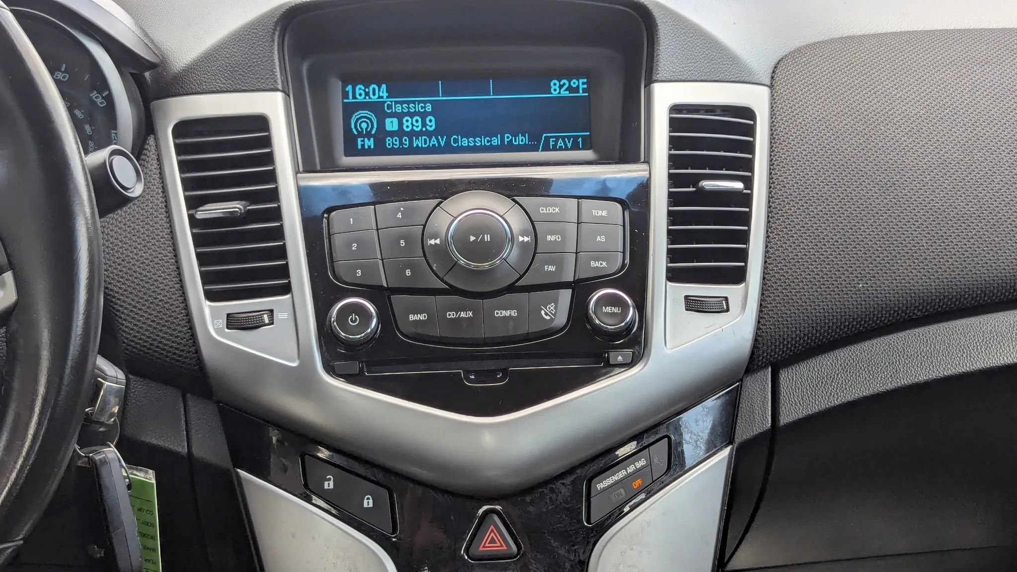 Used 2011 Chevrolet Cruze LT FWD image 22