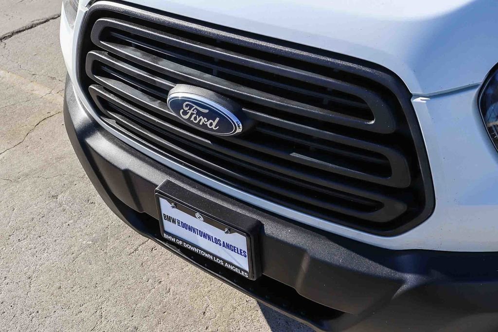 Used 2019 Ford Transit 250 130 Low Roof RWD image 10