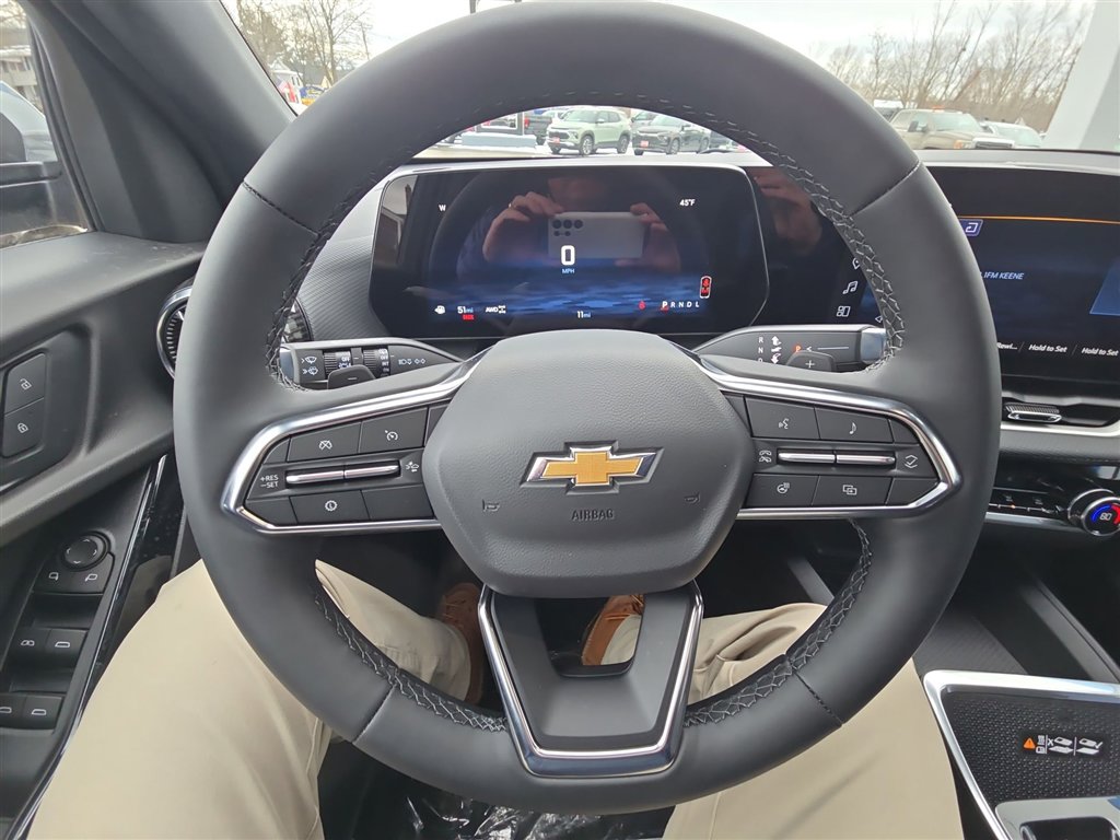 New 2026 Chevrolet Equinox LT w/ Convenience Package II image 11