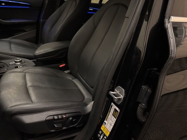 Used 2022 BMW X1 xDrive28i w/ Convenience Package AWD/4WD image 10