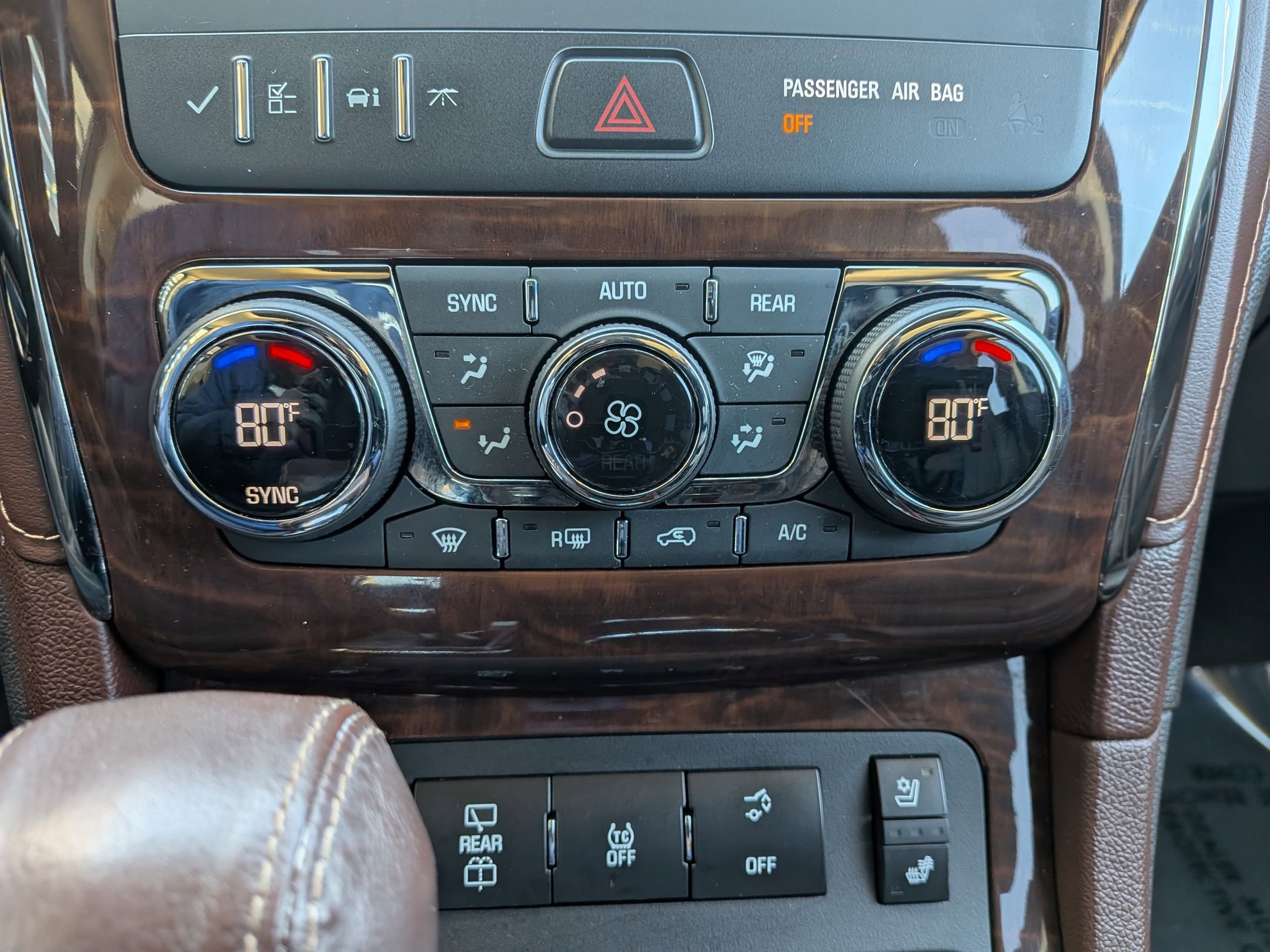 Used 2013 Buick Enclave Premium image 21