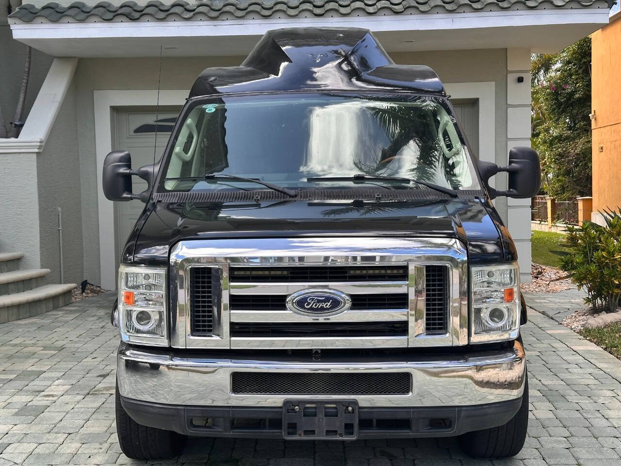Used 2010 Ford E-350 and Econoline 350 XLT RWD image 20