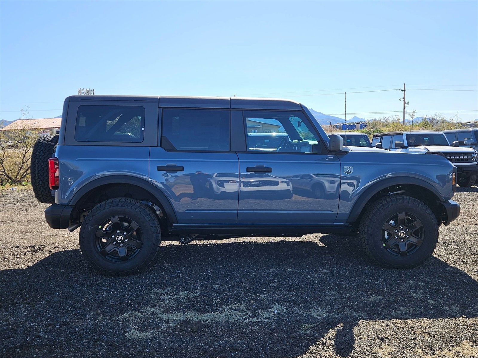 New 2025 Ford Bronco Big Bend w/ Black Diamond Package image 4