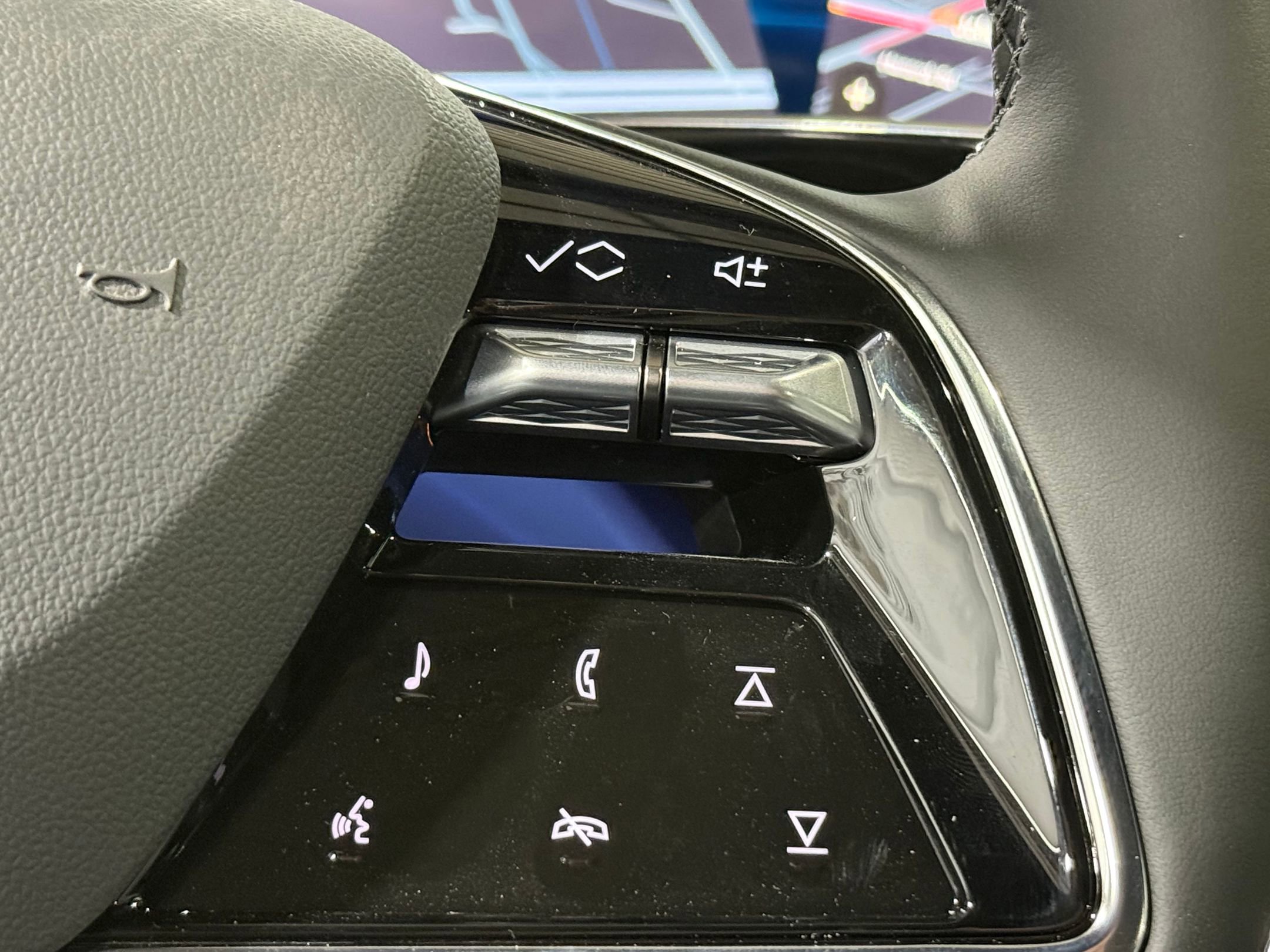 New 2026 Cadillac Optiq Sport 1 image 26