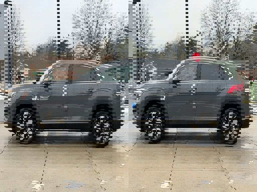 New 2026 Volkswagen Atlas Cross Sport SEL image 16