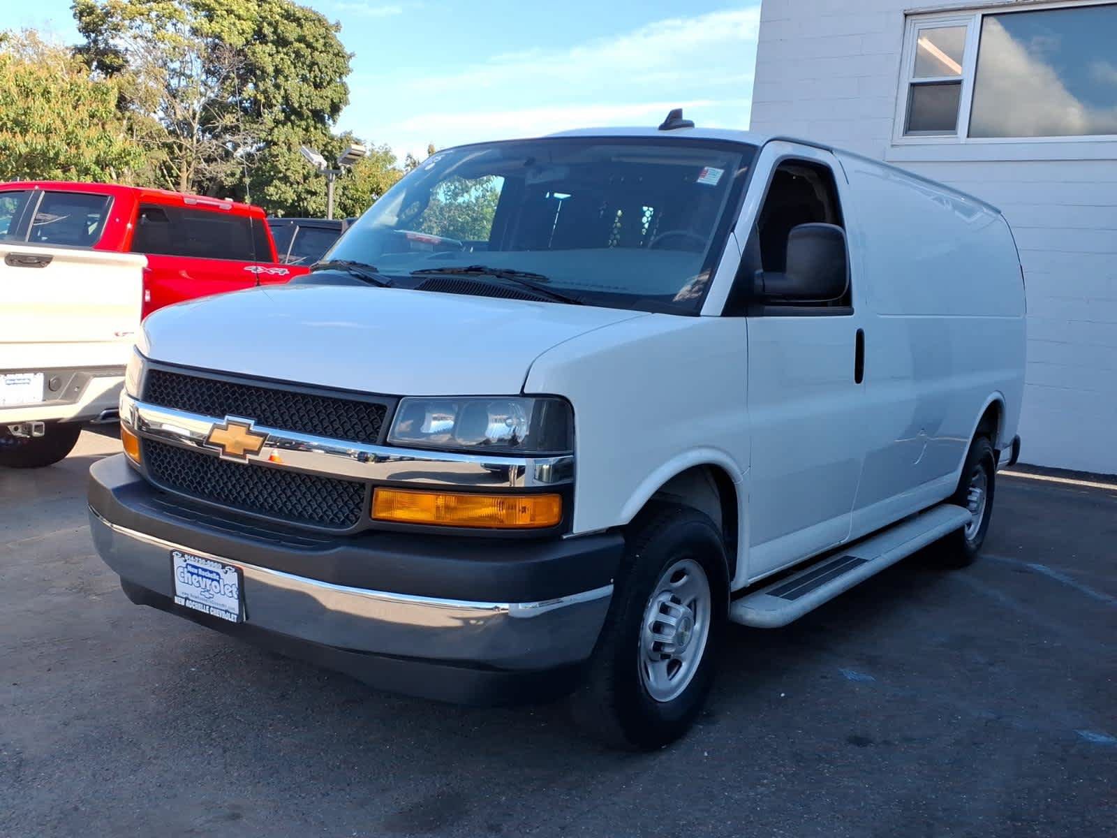 Certified 2025 Chevrolet Express 2500 w/ Driver Convenience Package RWD image 3
