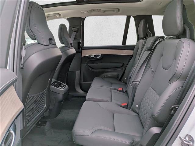 New 2026 Volvo XC90 B5 Plus w/ Protection Package AWD/4WD image 17