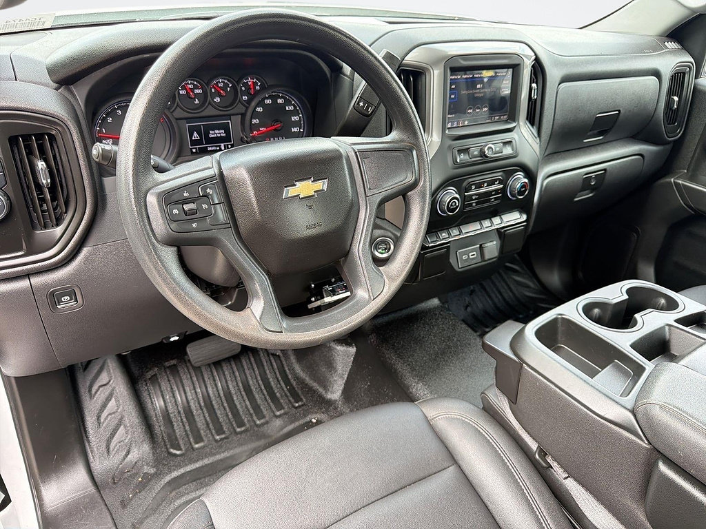 Used 2025 Chevrolet Silverado 1500 W/T RWD image 6