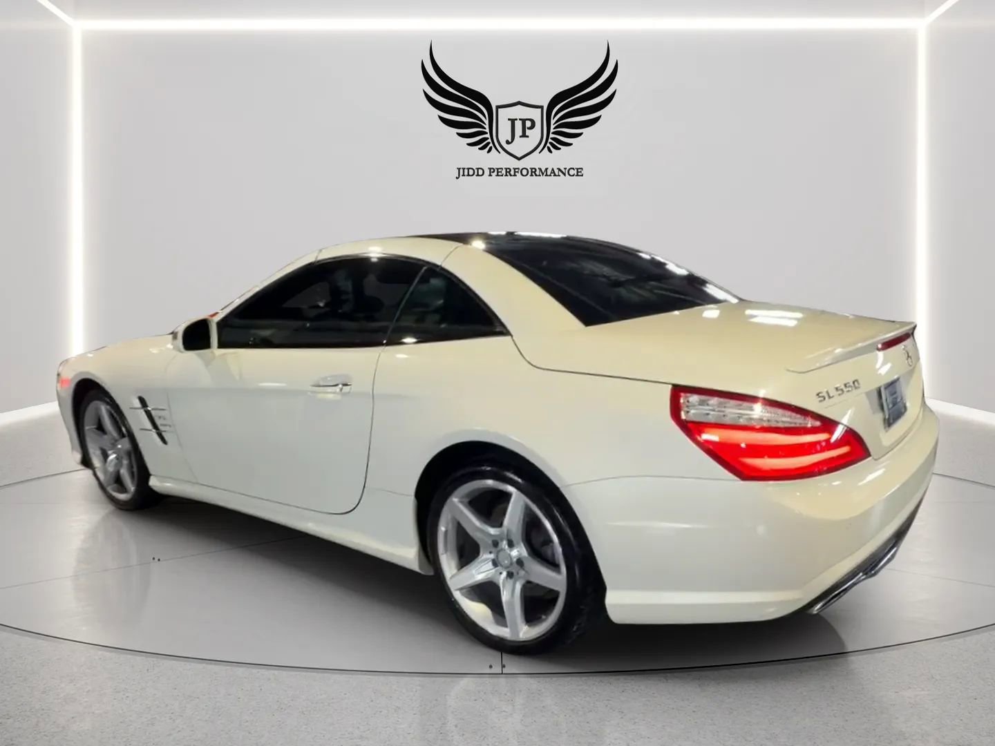 Used 2014 Mercedes-Benz SL 550 image 13