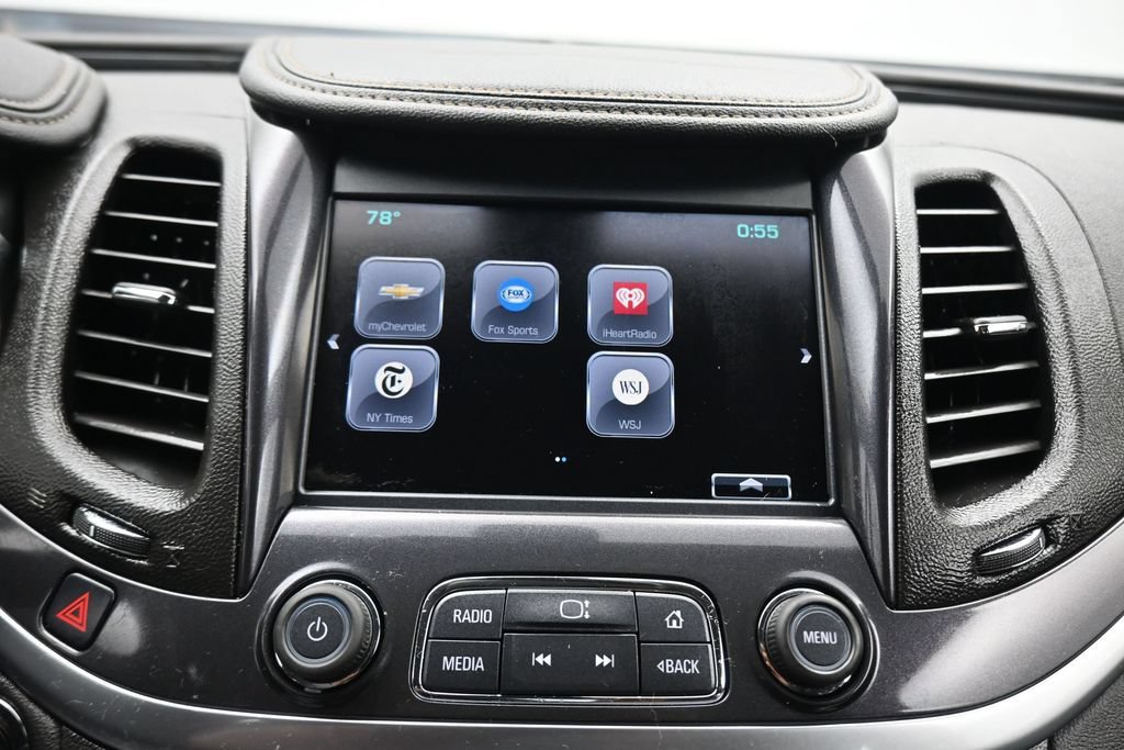 Used 2019 Chevrolet Impala LT FWD image 17