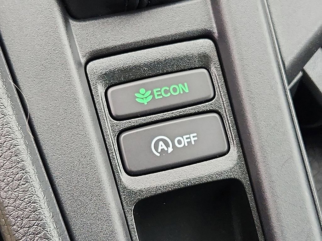 Used 2025 Honda Accord SE image 14